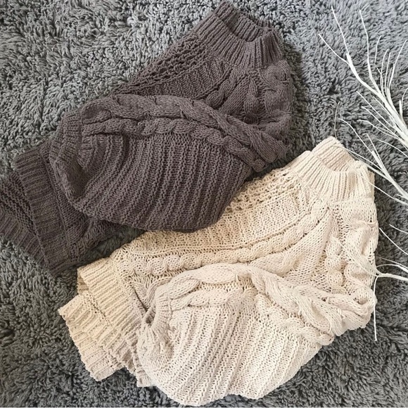 Balloon Sleeve Sweaters. Each color sold seperately - Picture 2 of 4